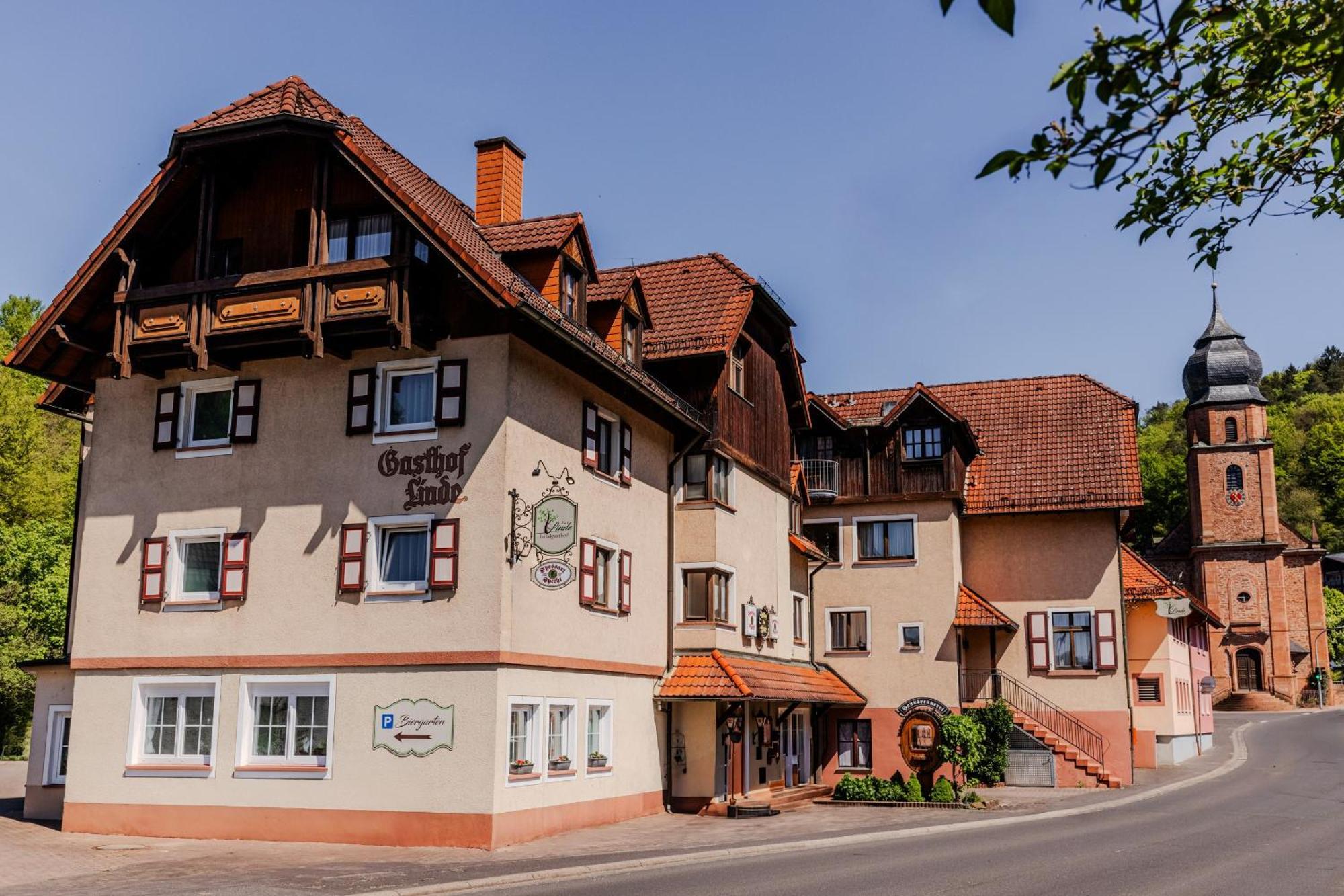 Landgasthof Zur Linde Heimbuchenthal 外观 照片