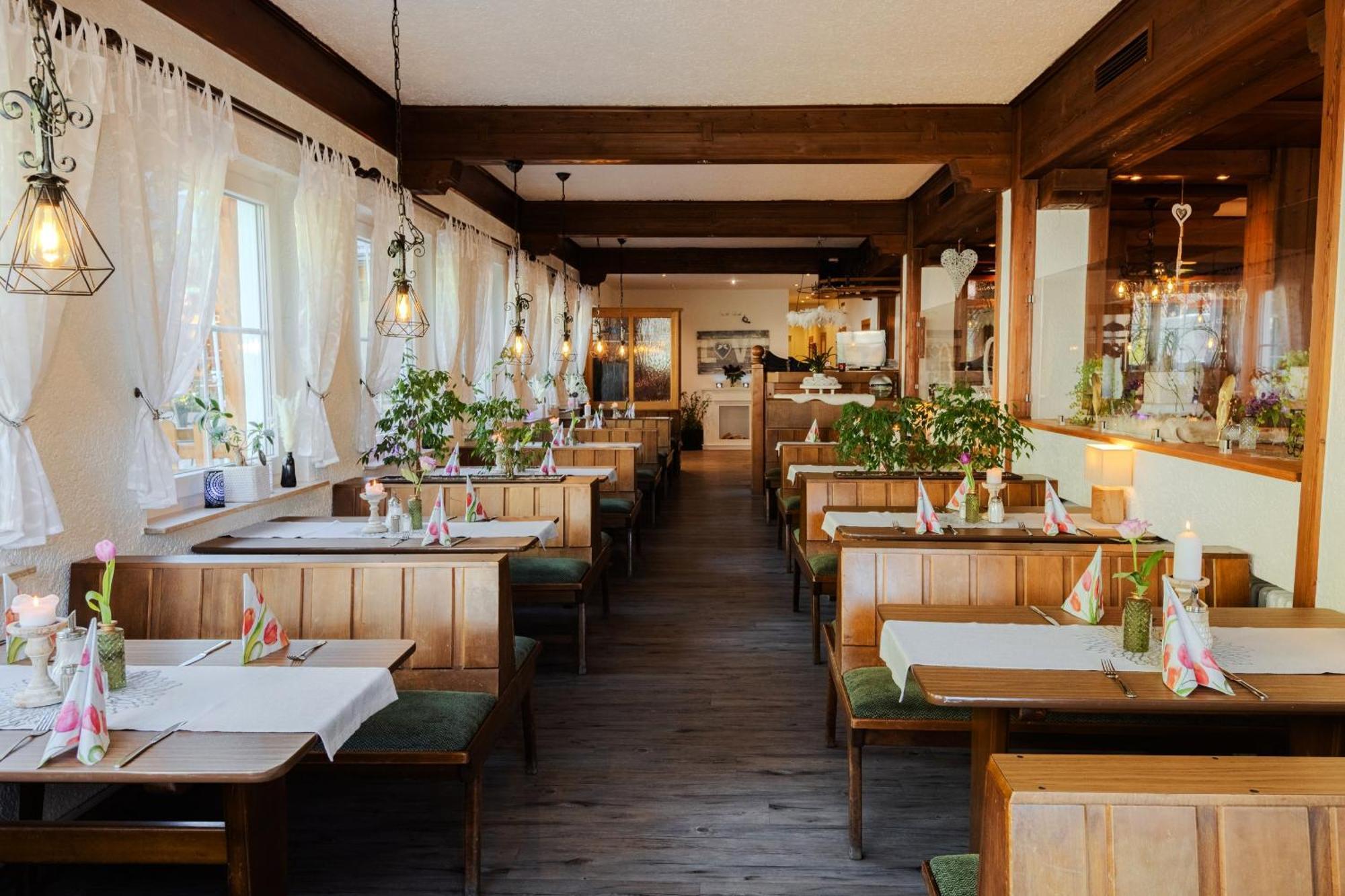 Landgasthof Zur Linde Heimbuchenthal 外观 照片