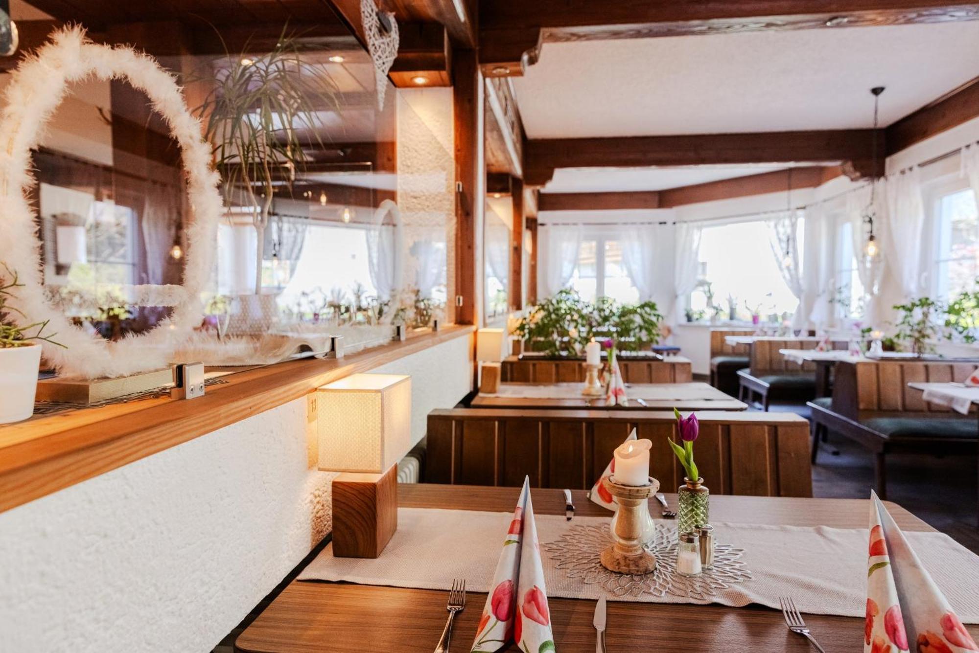 Landgasthof Zur Linde Heimbuchenthal 外观 照片