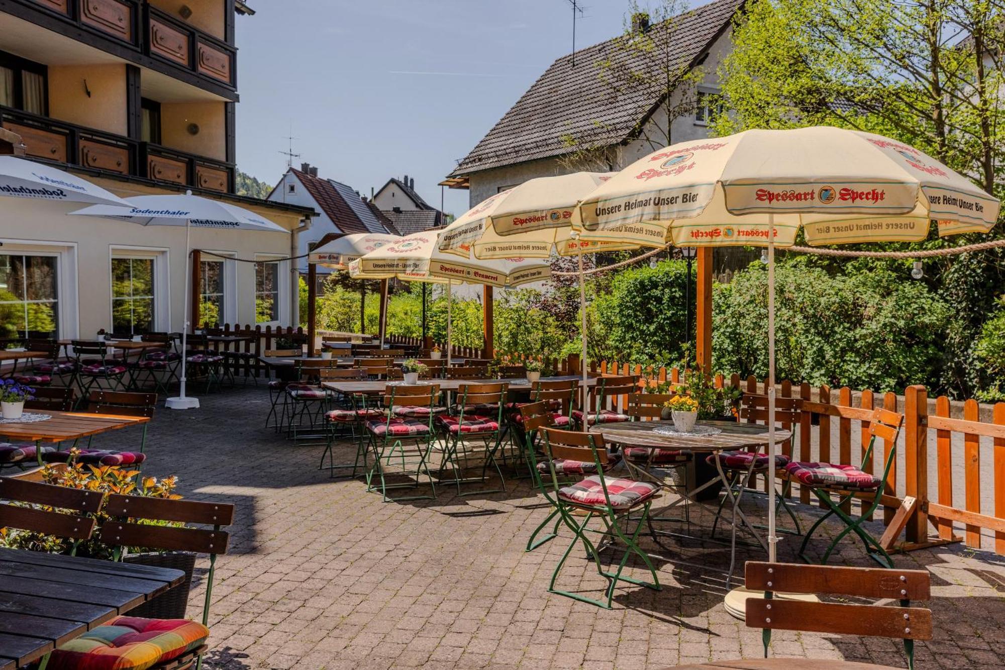 Landgasthof Zur Linde Heimbuchenthal 外观 照片