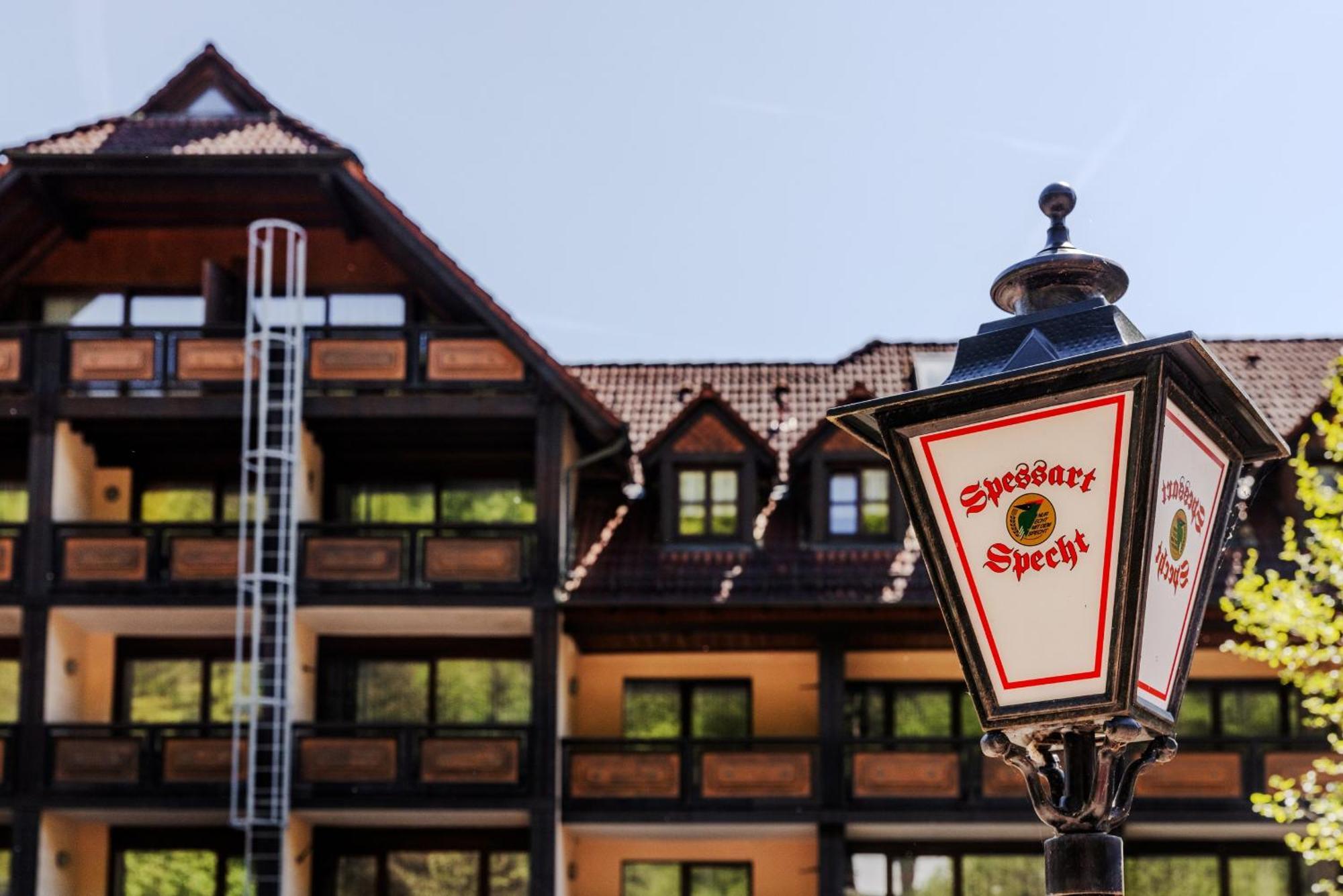 Landgasthof Zur Linde Heimbuchenthal 外观 照片