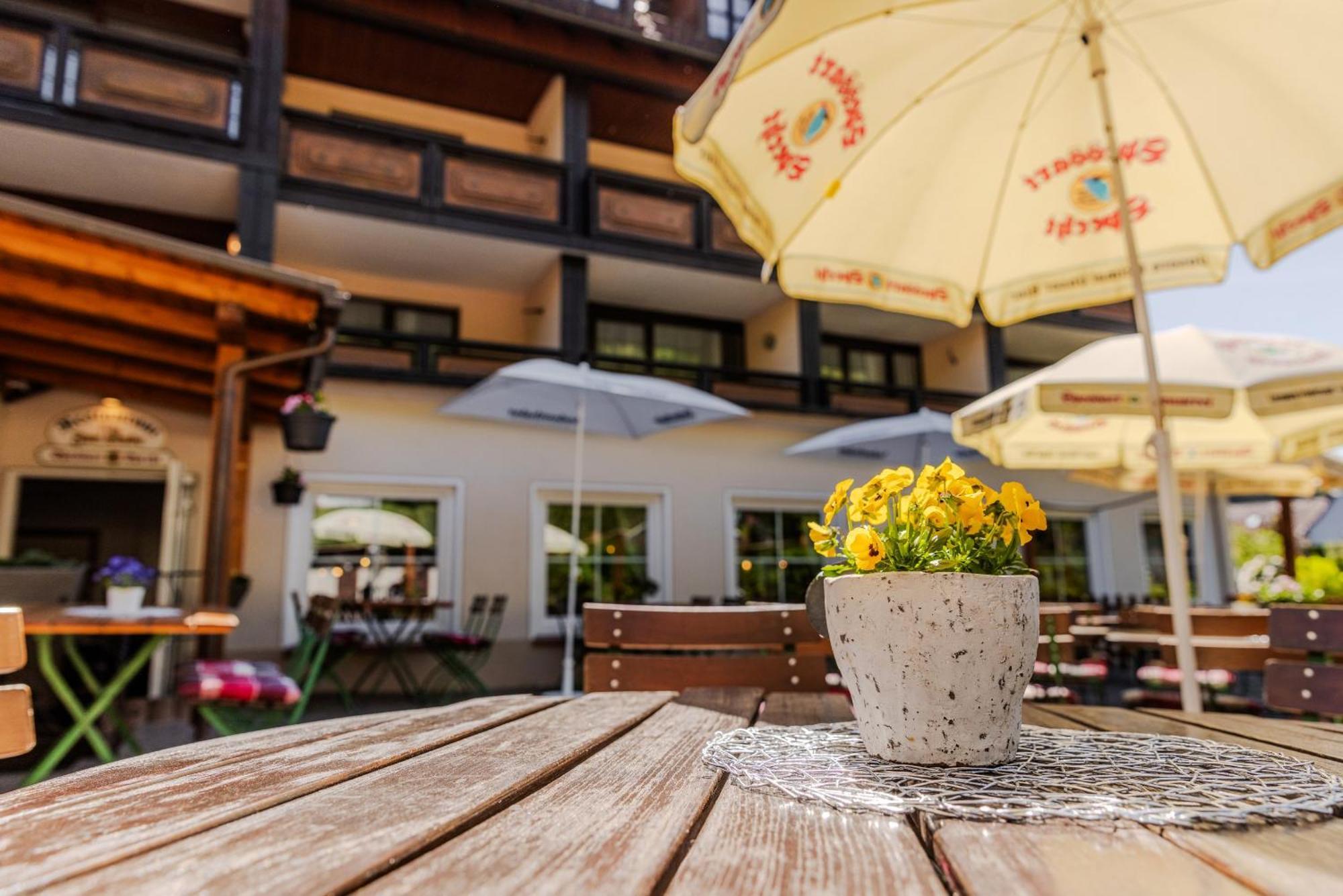 Landgasthof Zur Linde Heimbuchenthal 外观 照片